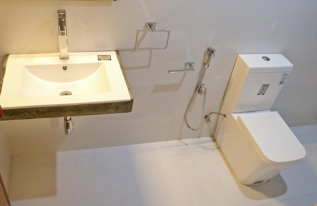 Sweden Inn Guesthouse ฮิกคาดูวา ภายนอก รูปภาพ